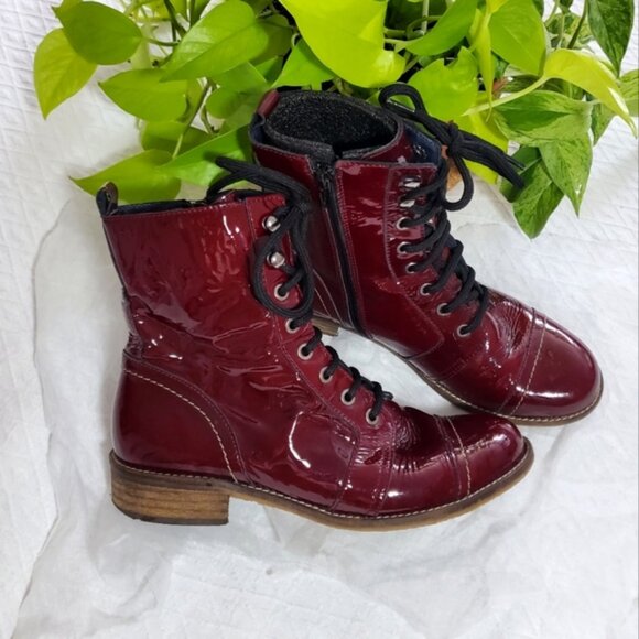 Unity in Diversity Europe- Red Coated Combat Leather Lace Up Boots - Picture 1 of 15